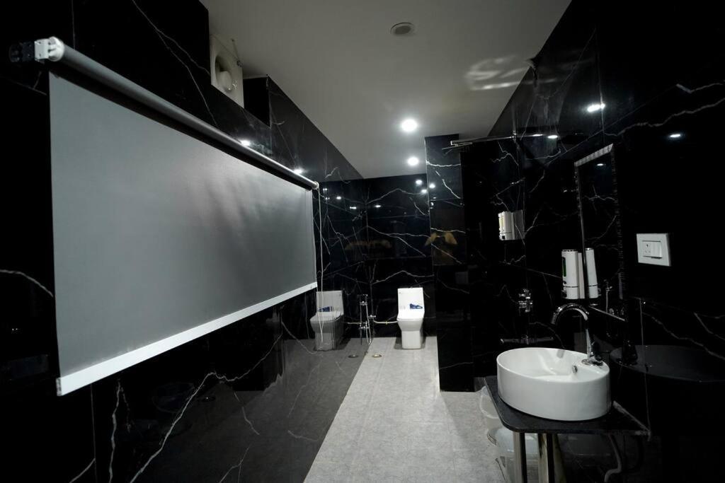 Viraaj Villa Udaipur Extérieur photo