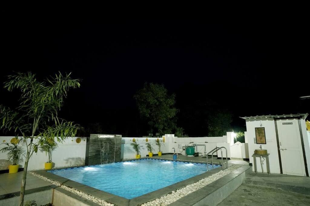 Viraaj Villa Udaipur Extérieur photo