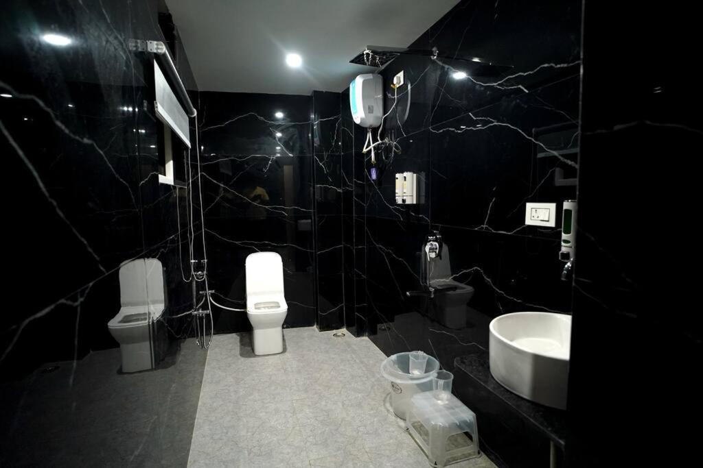 Viraaj Villa Udaipur Extérieur photo